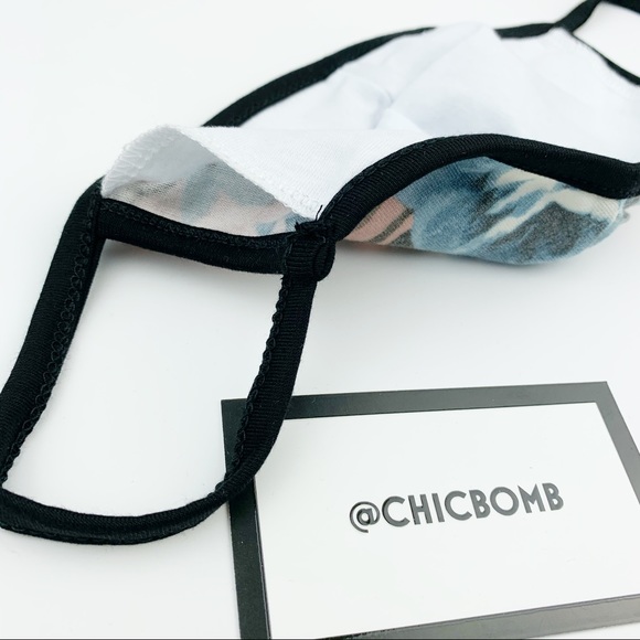 BLUSH FLORAL CLOTH FACE MASK WITH INSERT SLOT - Picture 4 of 5